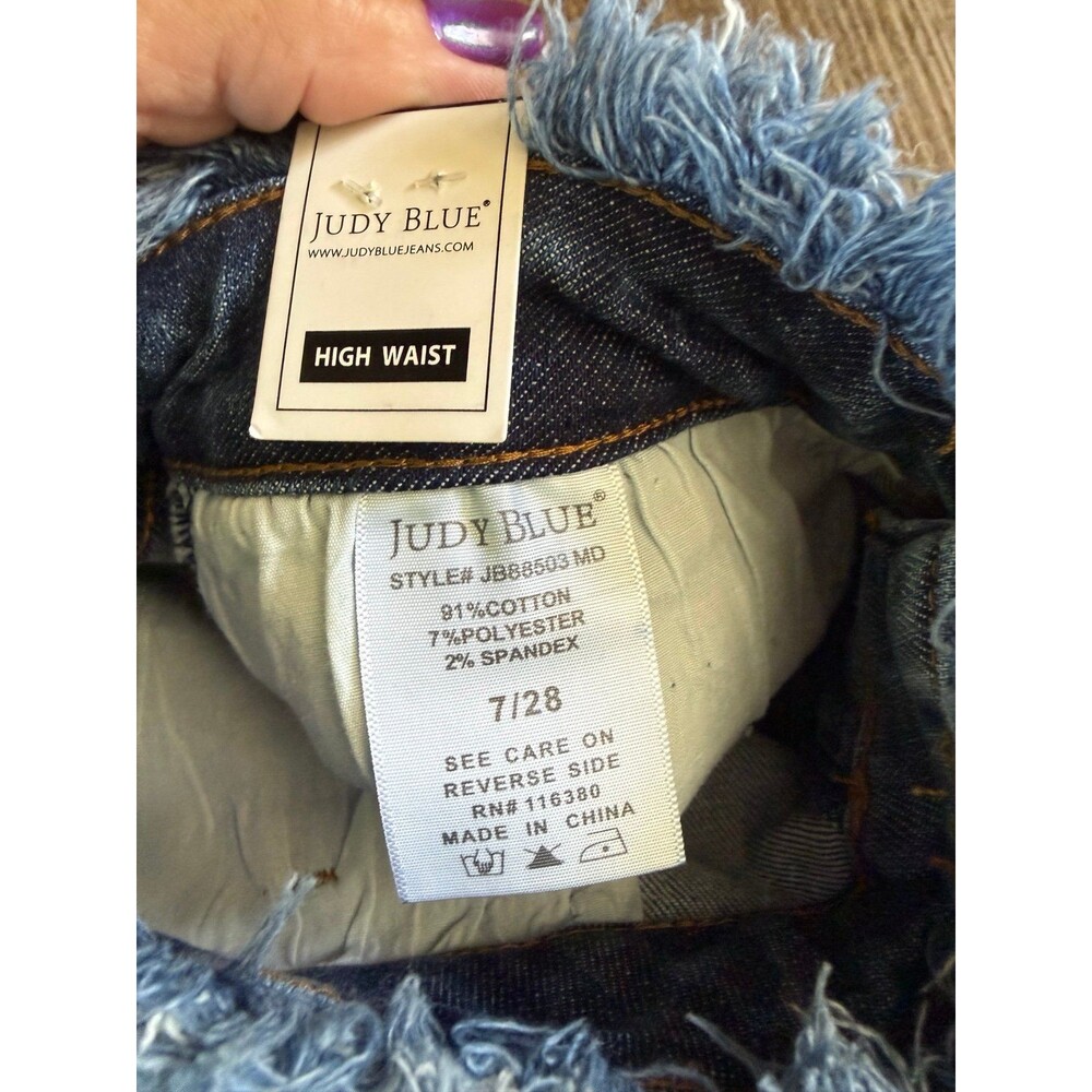 Judy Blue High Waist Straight Leg Cropped Jeans Sz. 7/28 NWT - Picture 3 of 5